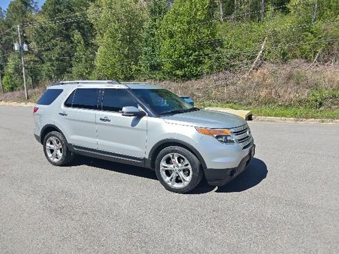 Used 2014 Ford Explorer Limited image 1