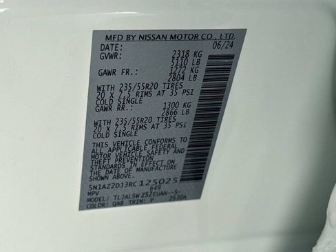 Used 2024 Nissan Murano Platinum w/ Cargo Package FWD image 29