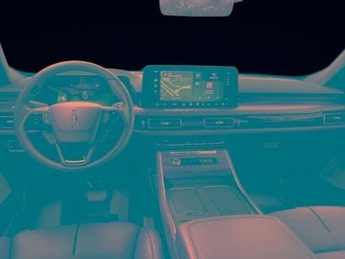 New 2026 Lincoln Aviator Reserve image 8