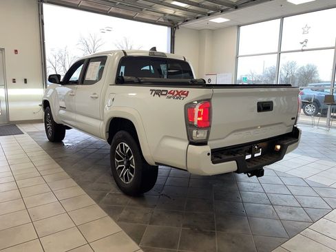 Used 2023 Toyota Tacoma TRD Sport image 8