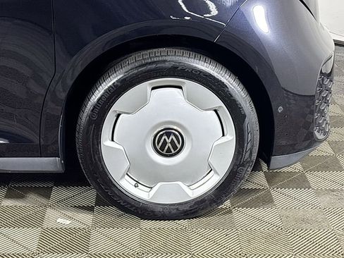 Certified 2025 Volkswagen ID. Buzz Pro S Plus image 22