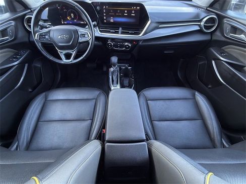 Used 2025 Chevrolet Trax ACTIV w/ Driver Confidence Package image 10