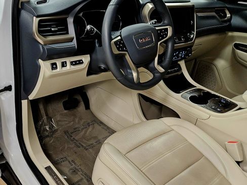 Used 2023 GMC Acadia Denali image 48