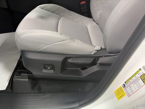 New 2026 Toyota Tacoma SR5 image 12