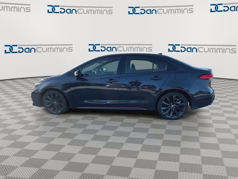 Used 2023 Toyota Corolla SE image 6