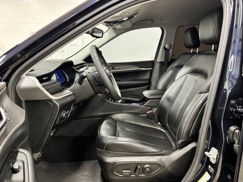 Used 2023 Jeep Grand Cherokee Limited RWD image 17
