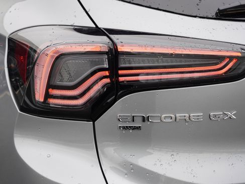 New 2026 Buick Encore GX Avenir w/ Avenir Technology Package image 9