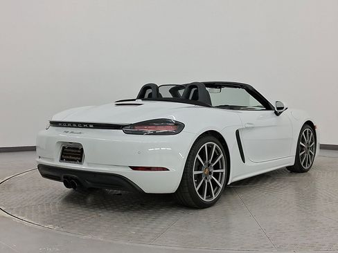 Certified 2022 Porsche 718 Boxster image 9