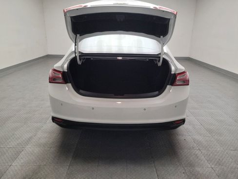 Used 2022 Chevrolet Malibu LT FWD image 29