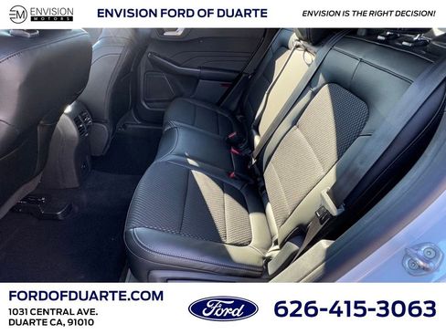 New 2025 Ford Escape SE image 25