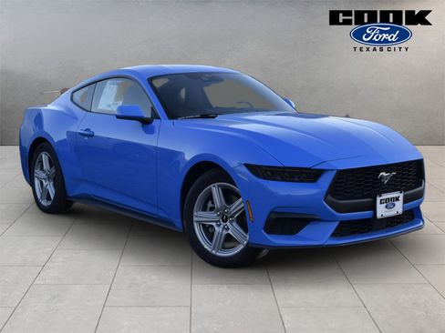 New 2026 Ford Mustang Coupe RWD image 3