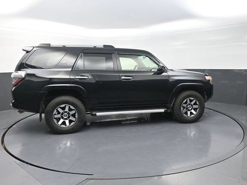Certified 2018 Toyota 4Runner TRD Off-Road w/ Wilderness Package AWD/4WD image 9