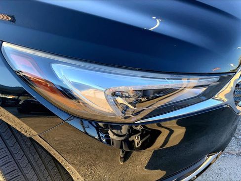 Used 2019 Buick Enclave Avenir image 25
