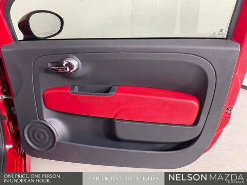 Used 2015 FIAT 500 Turbo w/ Comfort/Convenience Group FWD image 16
