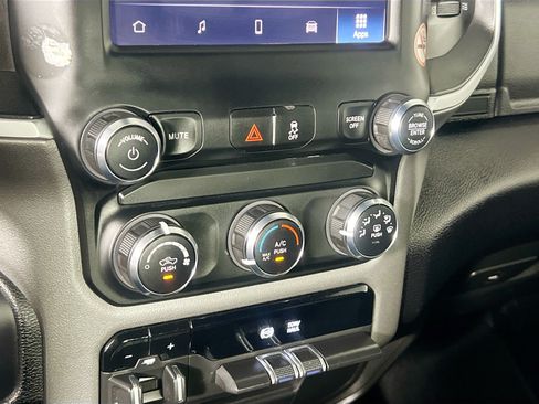 Used 2024 RAM 3500 Big Horn AWD/4WD image 25