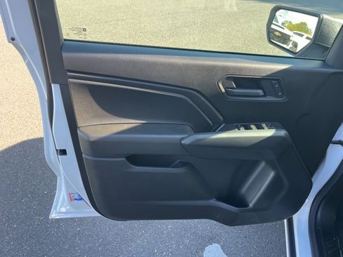 New 2026 Chevrolet Colorado W/T image 11