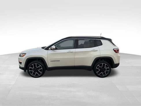 Certified 2018 Jeep Compass Limited w/ Navigation Group image 5