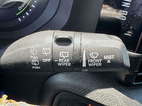Used 2024 Jeep Wrangler Unlimited w/ Convenience Group AWD/4WD image 21