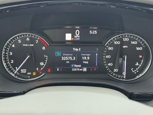 Used 2023 Cadillac XT6 Premium Luxury image 34