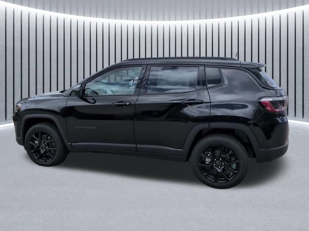 New 2026 Jeep Compass Latitude AWD/4WD image 14