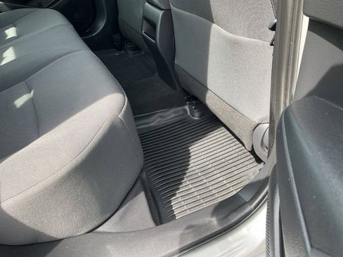 Used 2021 Toyota Corolla LE FWD image 45