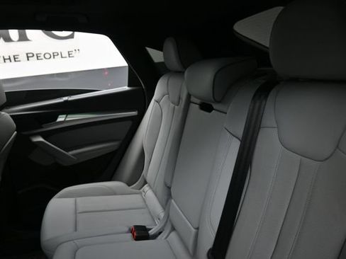 Used 2023 Audi Q5 2.0T Premium Plus w/ Premium Plus Package AWD/4WD image 21