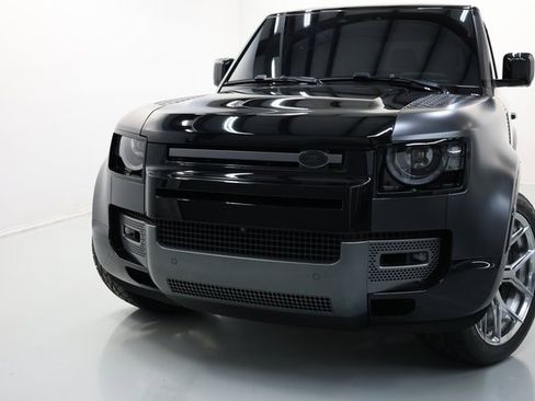 Used 2023 Land Rover Defender 90 V8 image 49