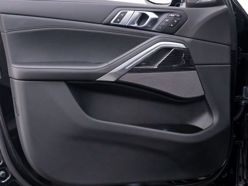 New 2026 BMW X6 xDrive40i w/ Executive Package image 13