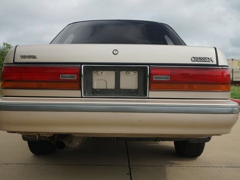 Used 1991 Toyota Cressida RWD image 12