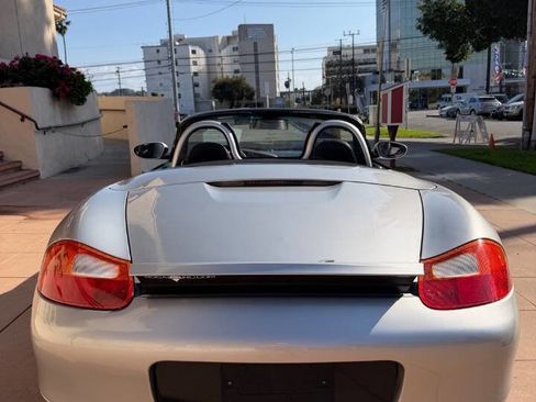 Used 2002 Porsche Boxster S image 4