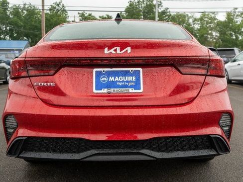 Used 2024 Kia Forte LXS w/ LXS Technology Package FWD image 7