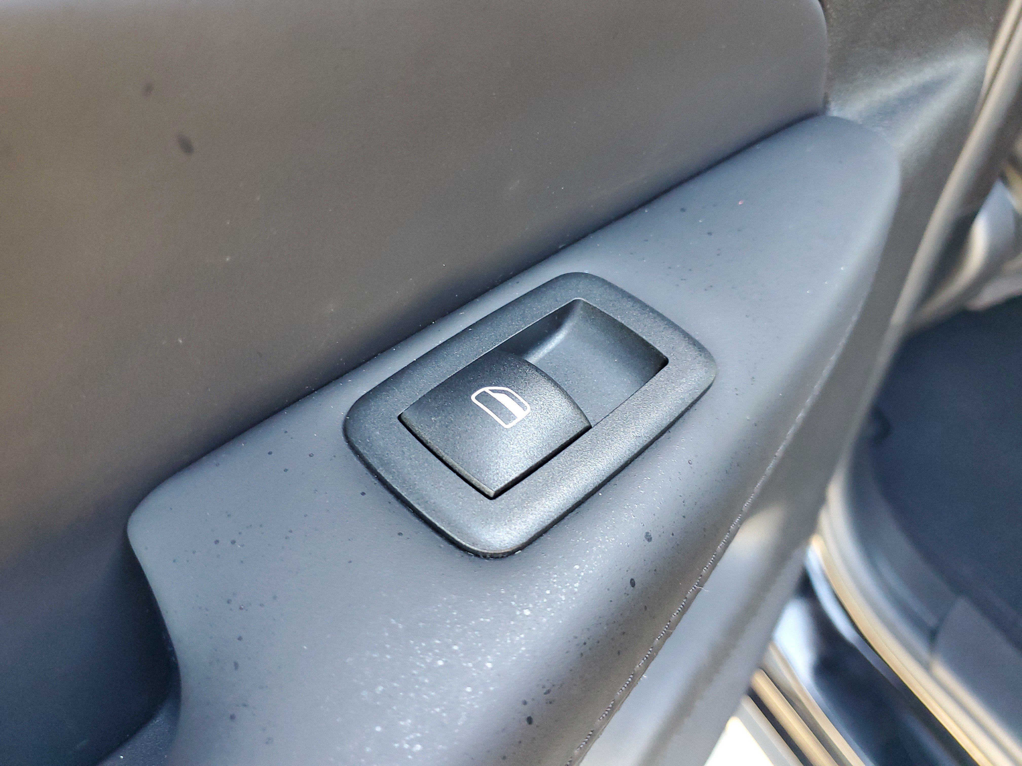 Used 2020 Jeep Grand Cherokee High Altitude RWD image 16
