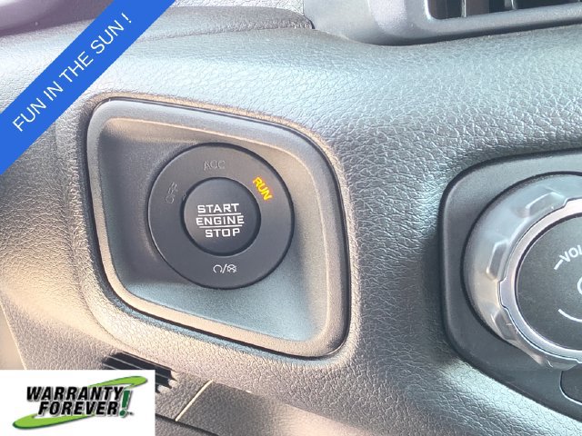 Used 2025 Jeep Wrangler Sport AWD/4WD image 23