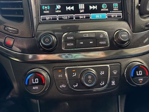 Used 2016 Chevrolet Impala LT image 26