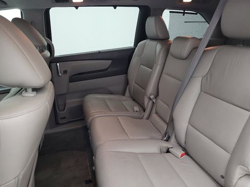 Used 2014 Honda Odyssey Touring image 18