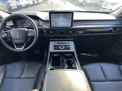 Certified 2023 Lincoln Aviator AWD w/ Premium Package image 22