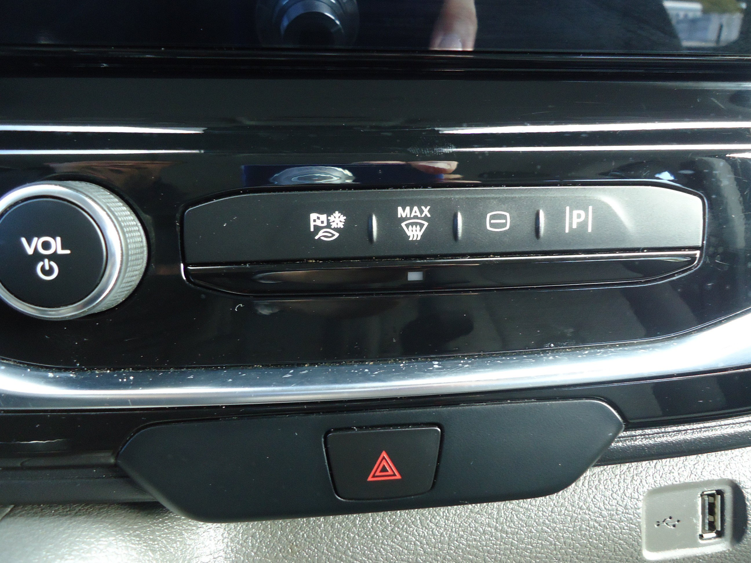 Used 2024 Ford Transit 350 XLT RWD image 19