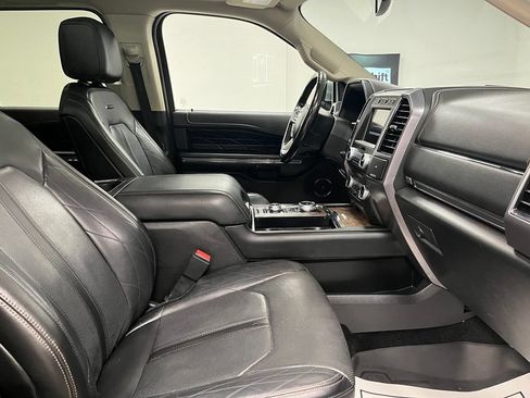 Used 2018 Ford Expedition Max Platinum AWD/4WD image 60