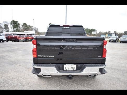 Used 2025 Chevrolet Silverado 1500 LT image 3