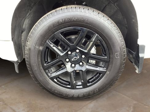 Used 2024 Chevrolet Silverado 1500 Custom image 29