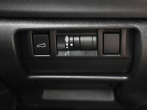 Used 2025 Subaru Forester Limited AWD/4WD image 26