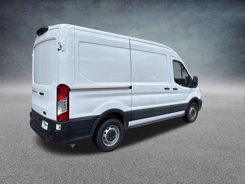 Used 2023 Ford Transit 150 Medium Roof RWD image 4