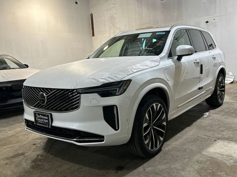 New 2026 Volvo XC90 T8 Ultra AWD/4WD image 5