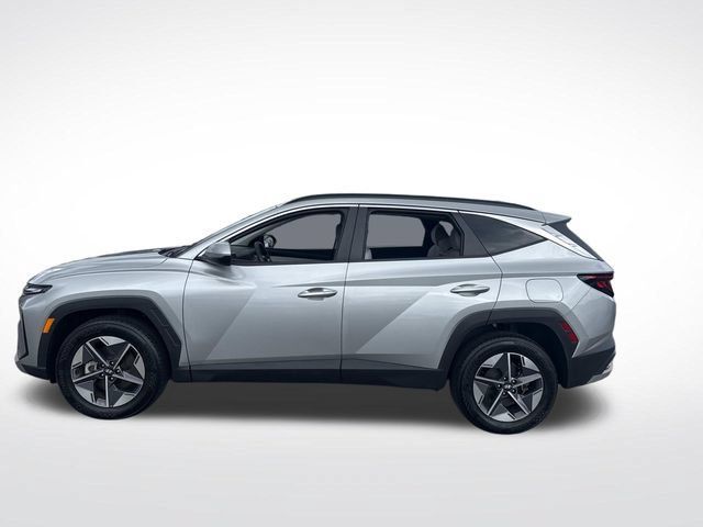 Used 2025 Hyundai Tucson SEL AWD/4WD image 2
