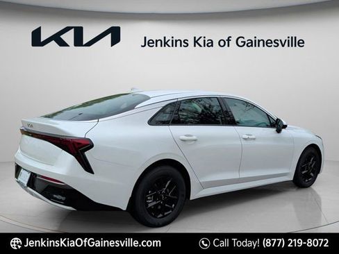 New 2026 Kia K5 LXS FWD image 3
