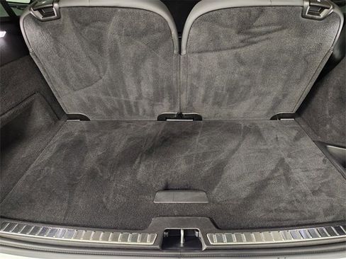 Used 2025 Volvo XC90 B5 Plus image 34