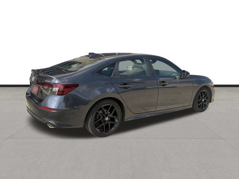 Used 2025 Honda Civic Sport image 5