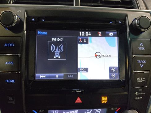 Used 2017 Toyota Camry XLE w/ Moonroof Package image 25