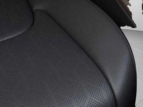 New 2026 Kia Carnival EX image 24