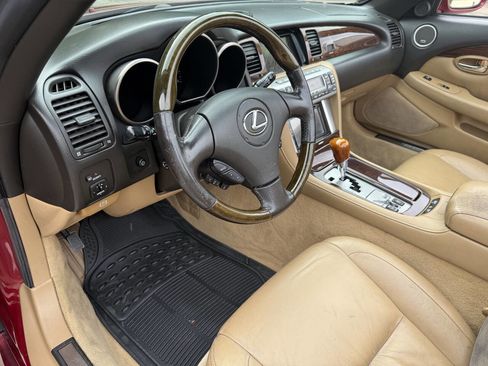 Used 2008 Lexus SC 430 Convertible image 16